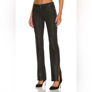 Hailey Low Rise Slim Boot
GRLFRND
Size: 26
price 238